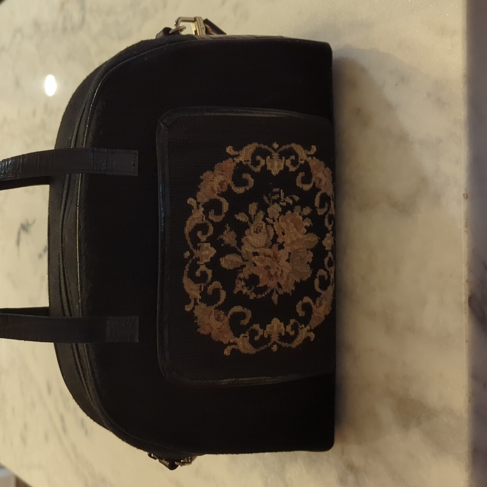 Clever carriage company satchel -vintage